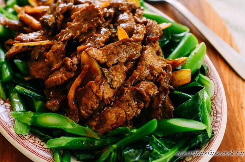 Osztrigaszószos Marhahús Stir-Fry
