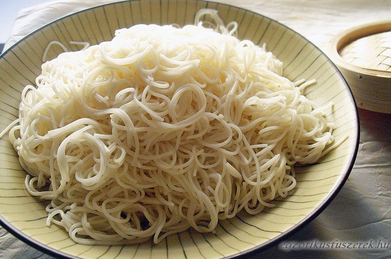 Somen tészta (Japán)